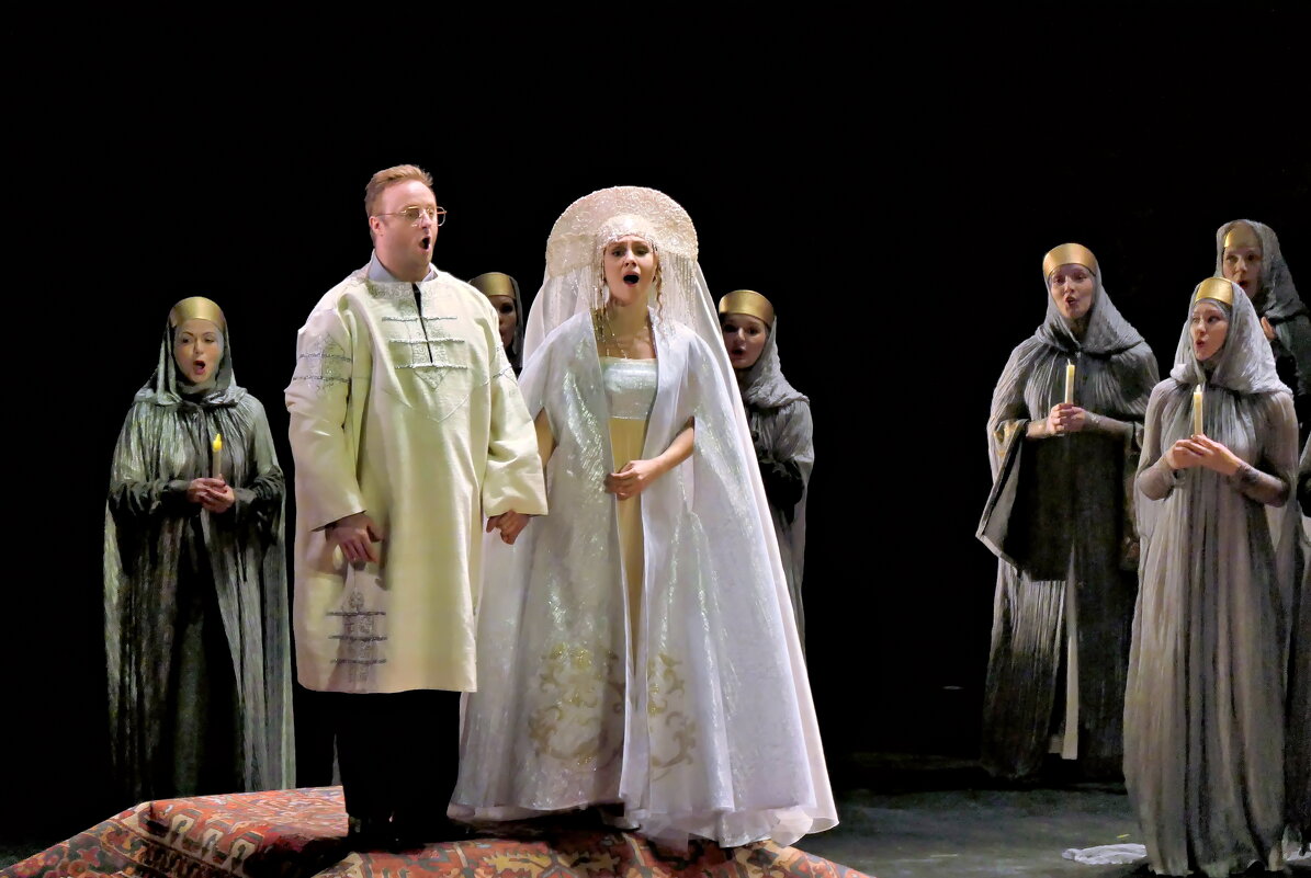 Сцена из оперы "Царская невеста" - Валерий Судачок Сцена из оперы "Царская невеста" - Валерий Судачок