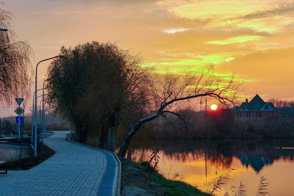 Рождение нового дня - Валерий Ткаченко Рождение нового дня - Валерий Ткаченко