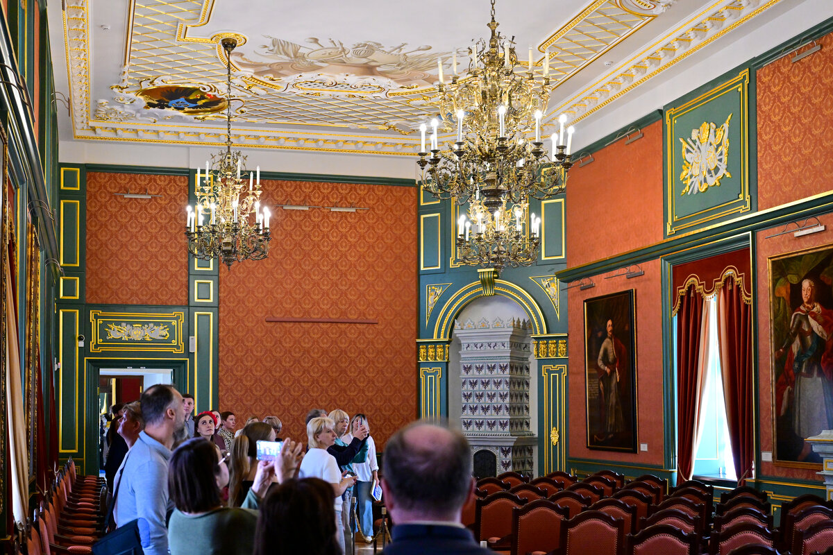 В замке - Валерий Пославский