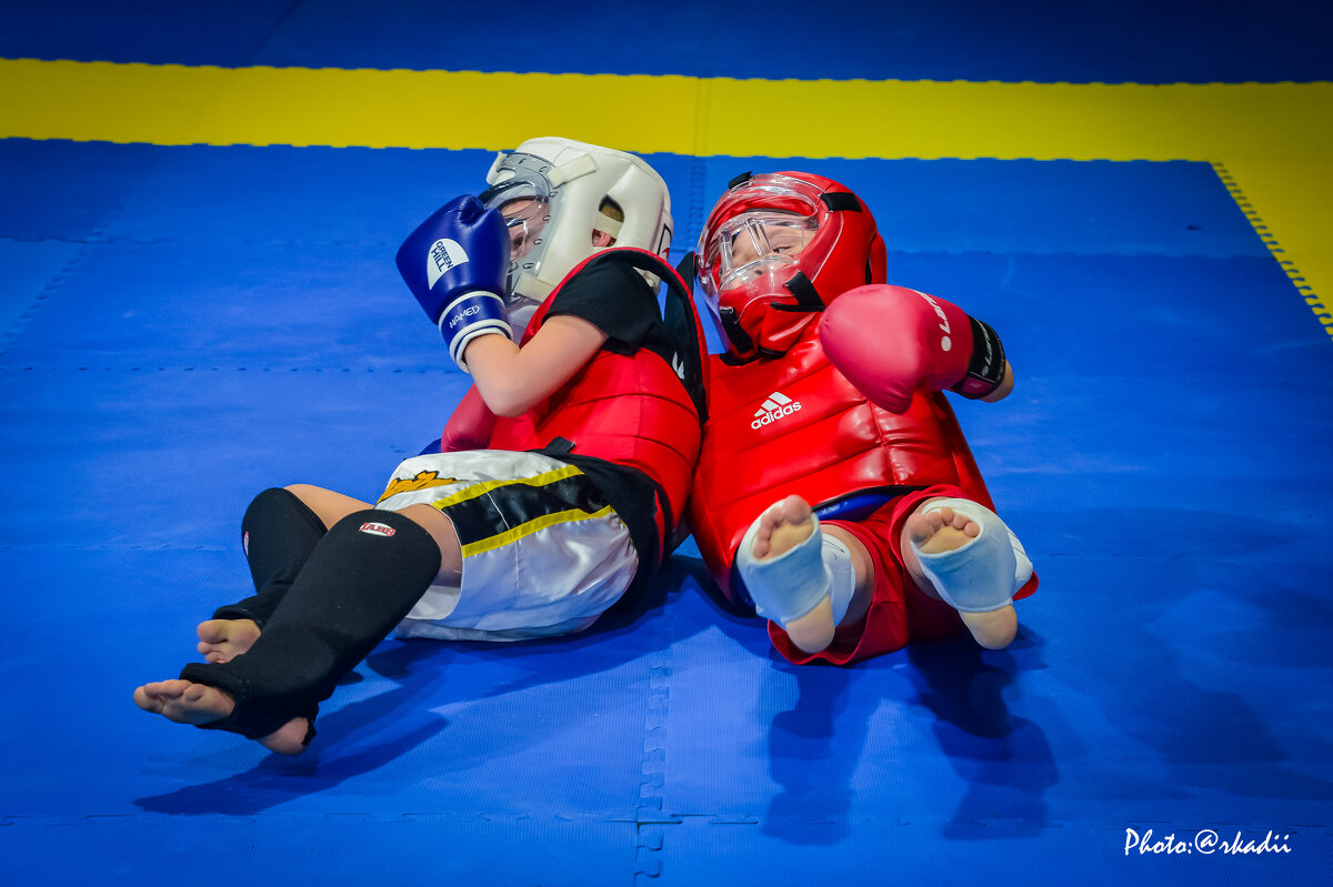 Неваляшки... - arkadii 