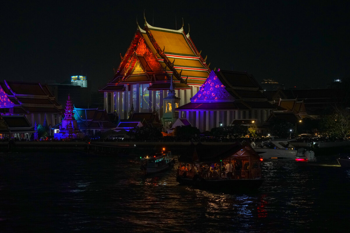 *** - Иван Литвинов