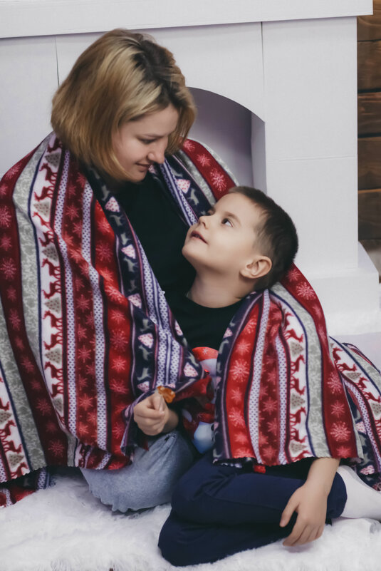 Мама и сын - Валерия .