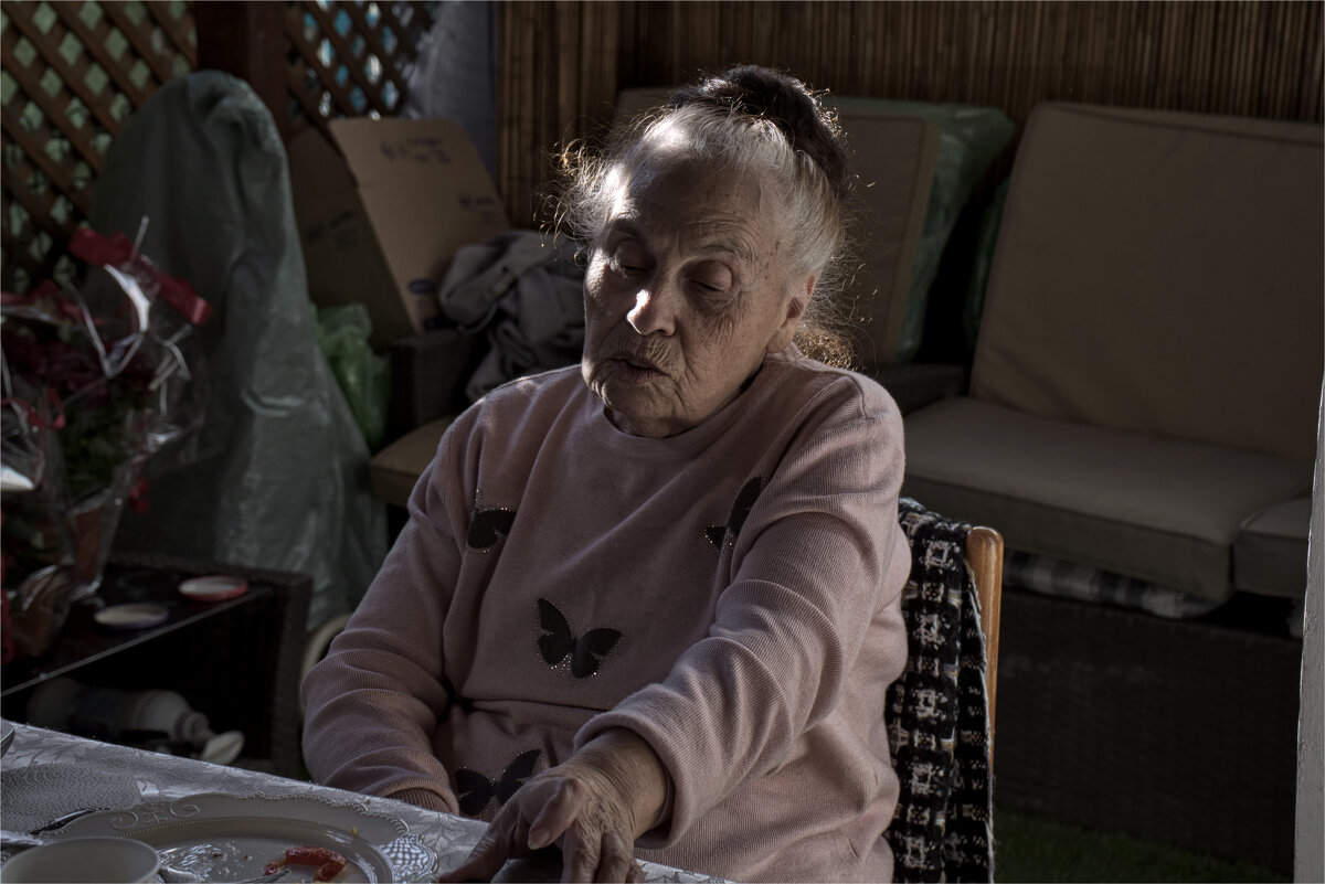 Воспоминание  о  прошлом о прожитых годах - ujgcvbif 