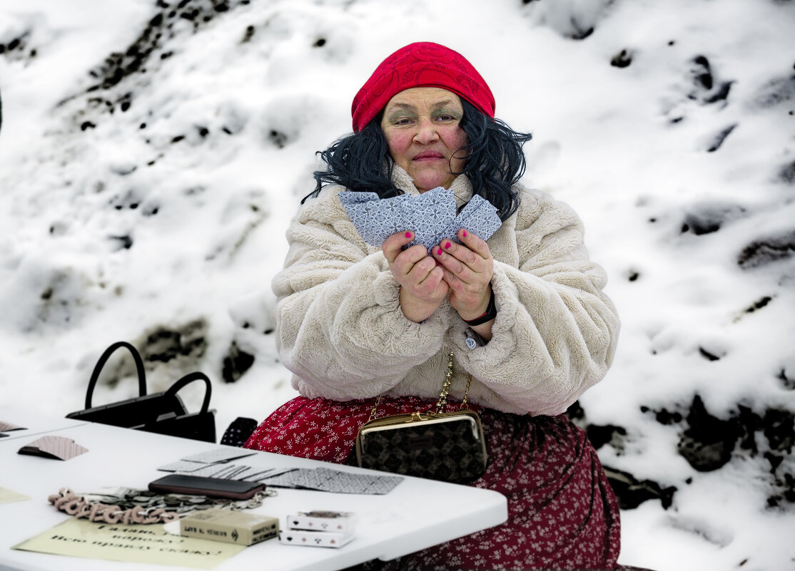 И на всех перекрестках земли... - Александр Силинский