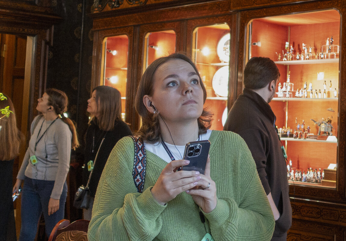 *** - Александр Русинов