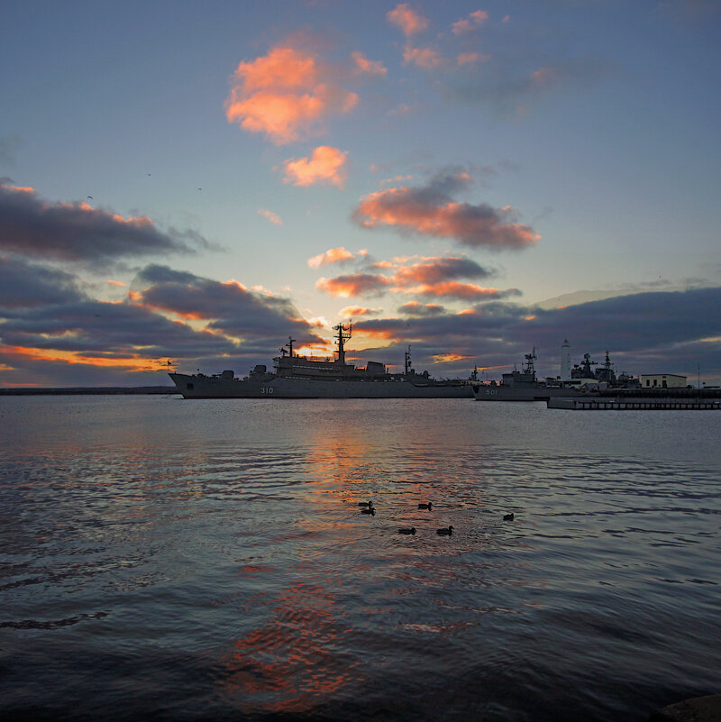 *** - Сергей Григорьев