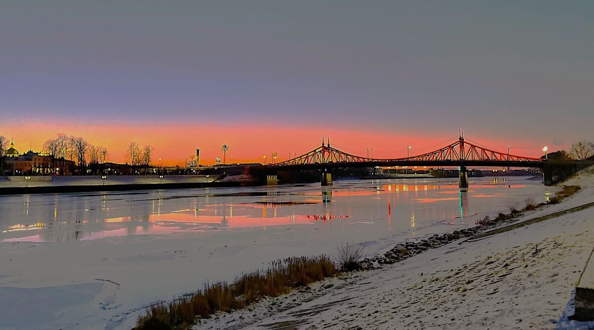 Староволжский мост с иллюминацией. - Olga Oskolkova