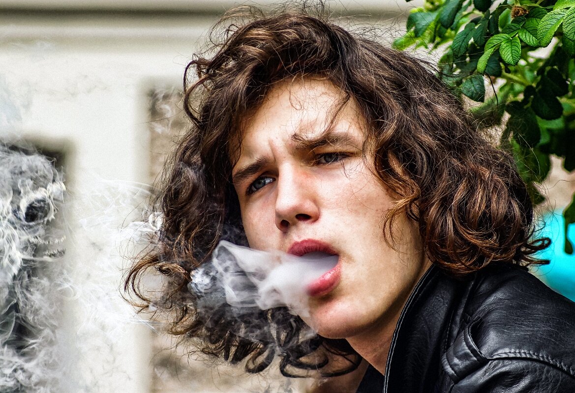 вейпоголик.... - Владимир Матва