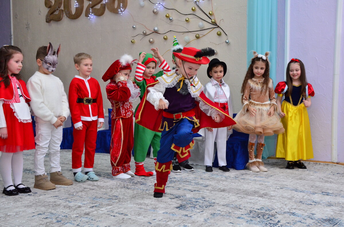 Ёлки по городу мчатся 1... - александр донченко