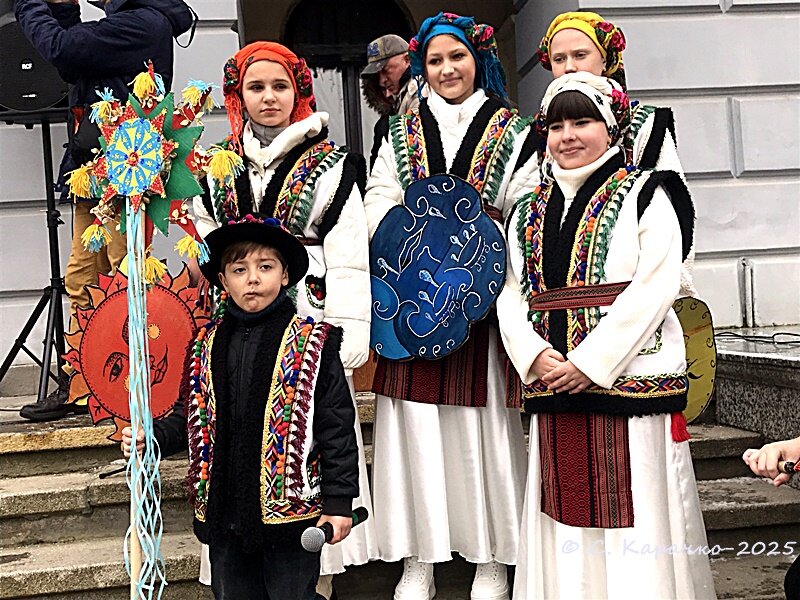 дітки колядують - Степан Карачко