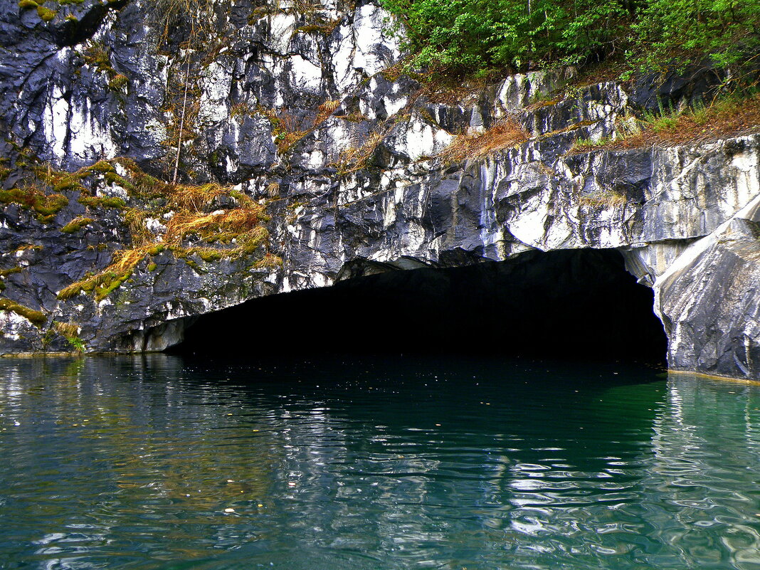 Рускеала, заходим в грот. - Vlad Сергиевич