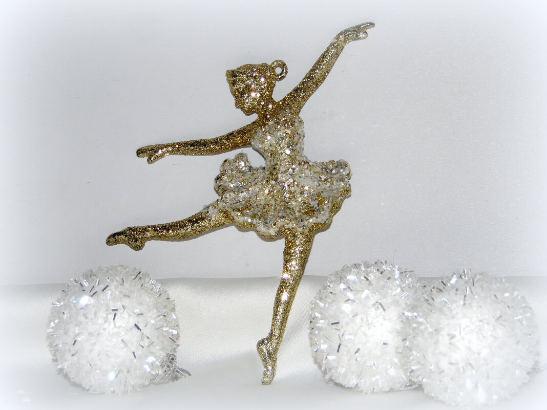 Праздничный танец. - nadyasilyuk Вознюк