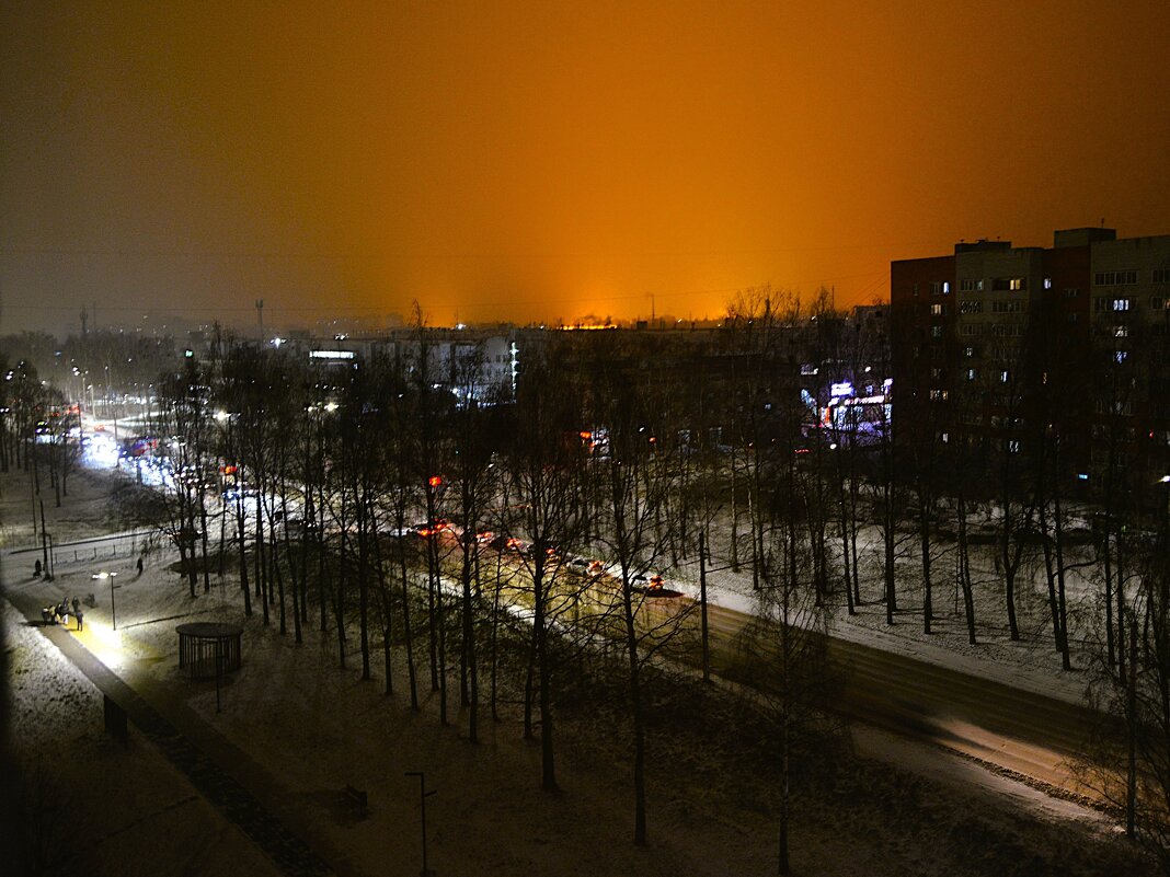 Новочебоксарск. Улица 10-й Пятилетки зимним вечером. - Пётр Чернега