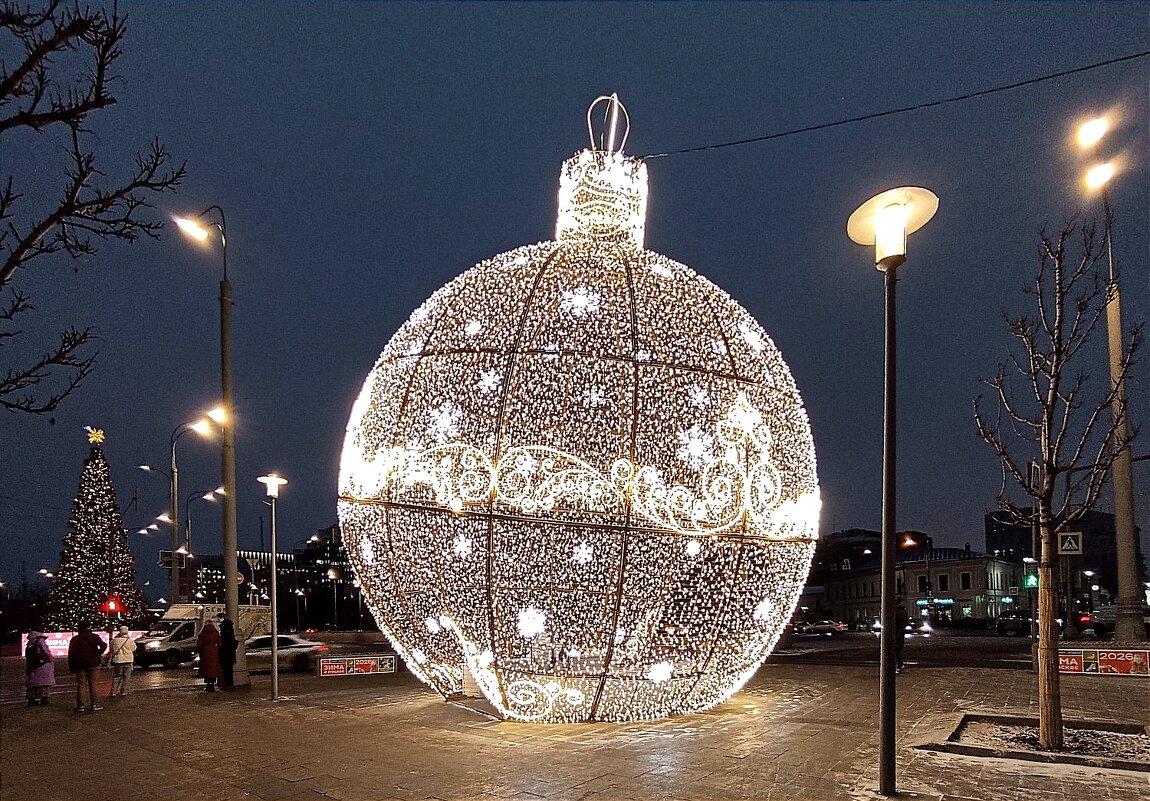 На Серпуховской площади - Татьяна Тюменка