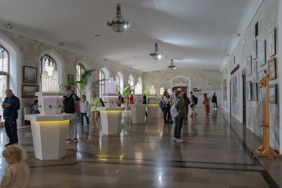 Нарзанная галерея - navalon M