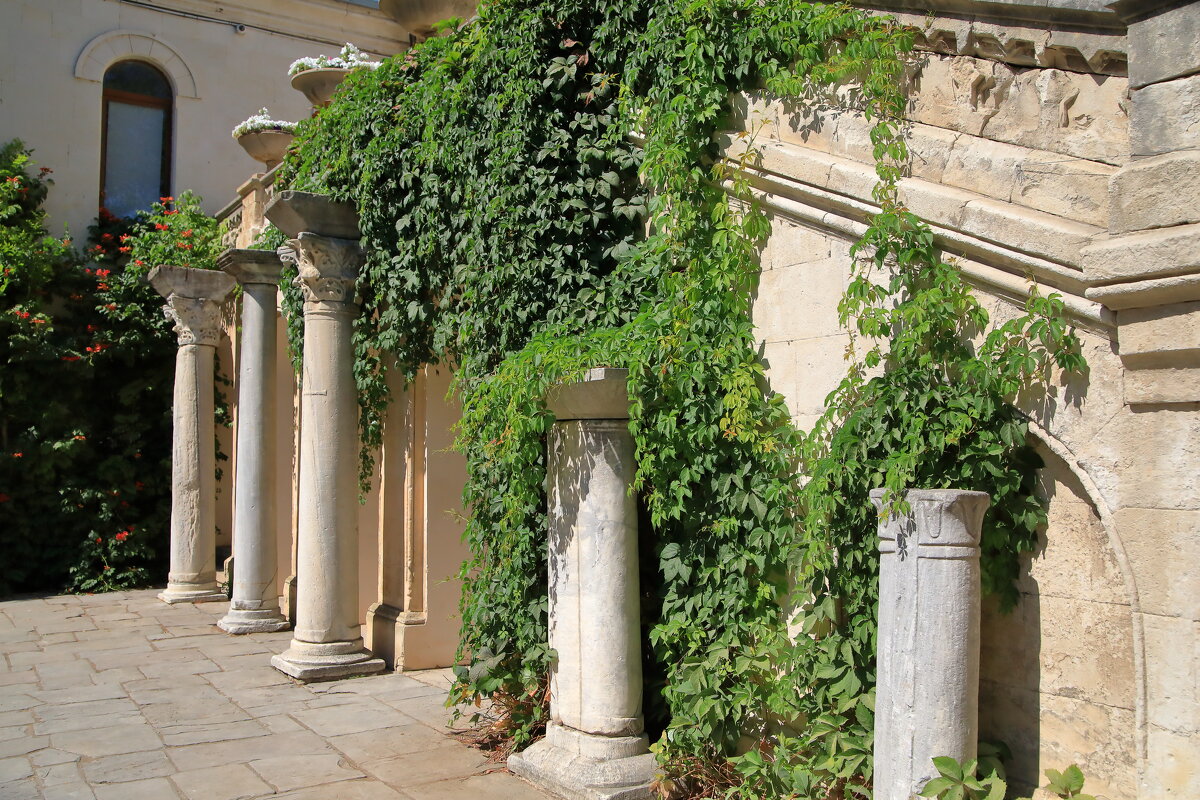 Камни древнего Херсонеса - Леонид 