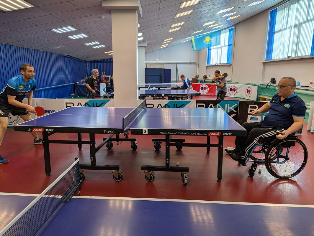 Пара настольный теннис - Андрей Хлопонин