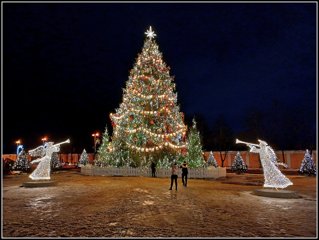 Ёлка, люди, ангелы...! - Лия ☼