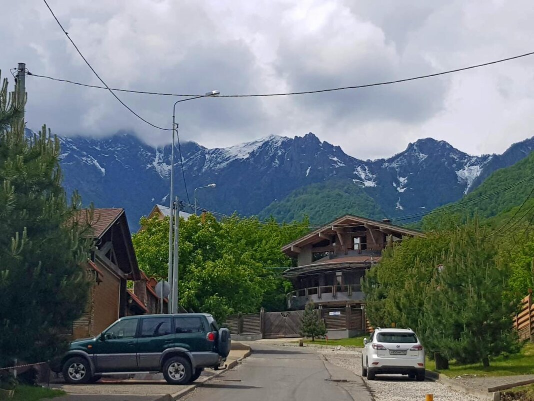 КРАСНАЯ ПОЛЯНА СОЧИ - Tata Wolf