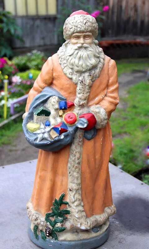 Новогодние персонажи - Любовь Сахарова