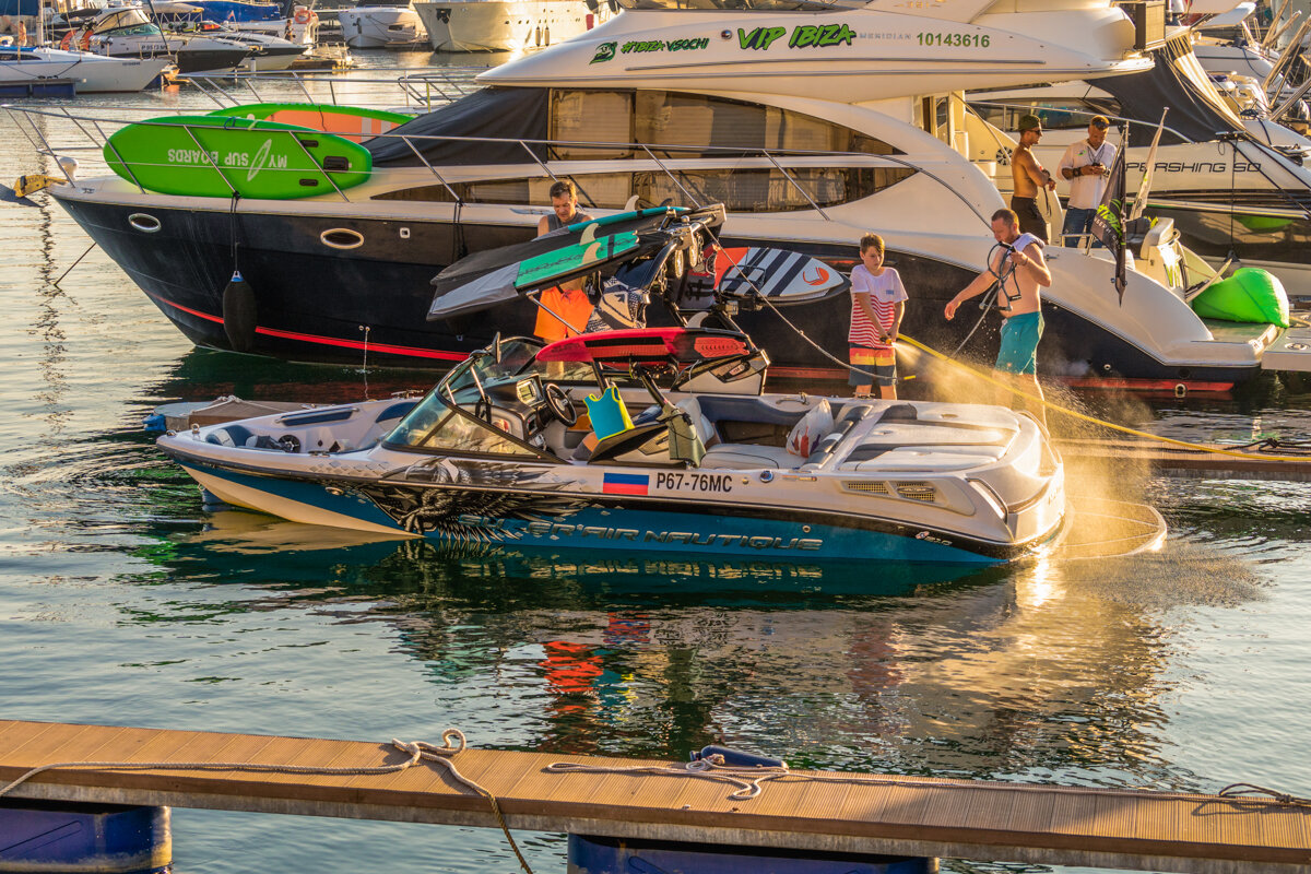 В порту Сочи - Игорь Сикорский