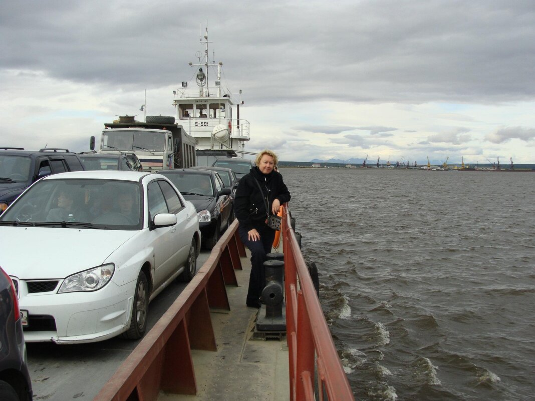 Переправа через реку Обь - Tata Wolf