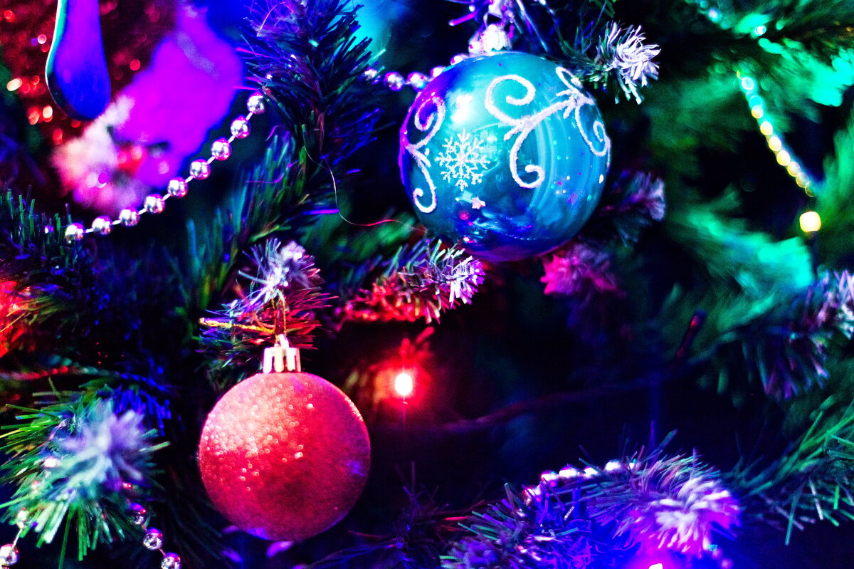 Новогоднего настроения всем! - Артём 