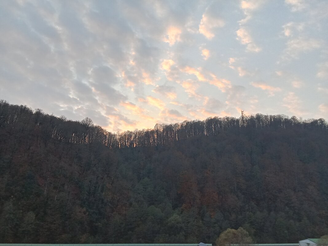 Закат на Кавказе - Виктор Закат на Кавказе - Виктор