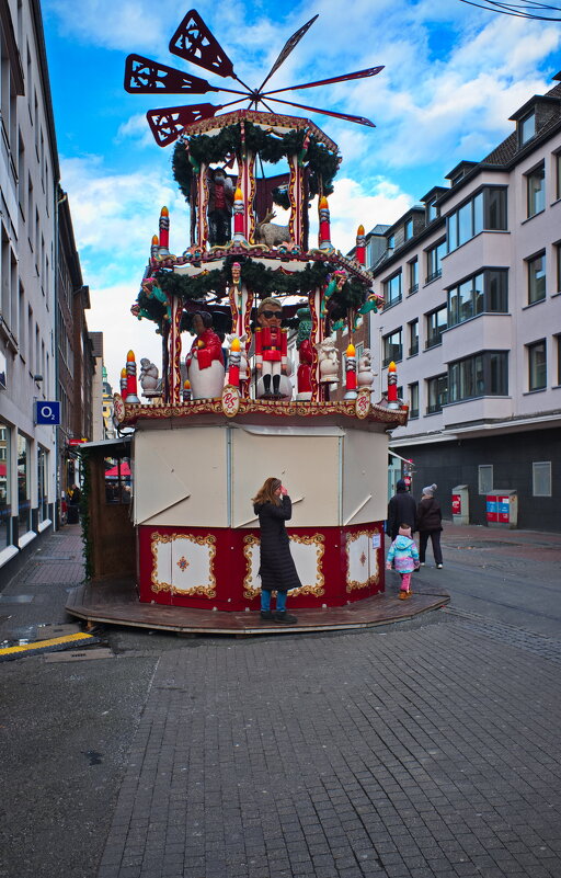 *** - Witalij Löwin