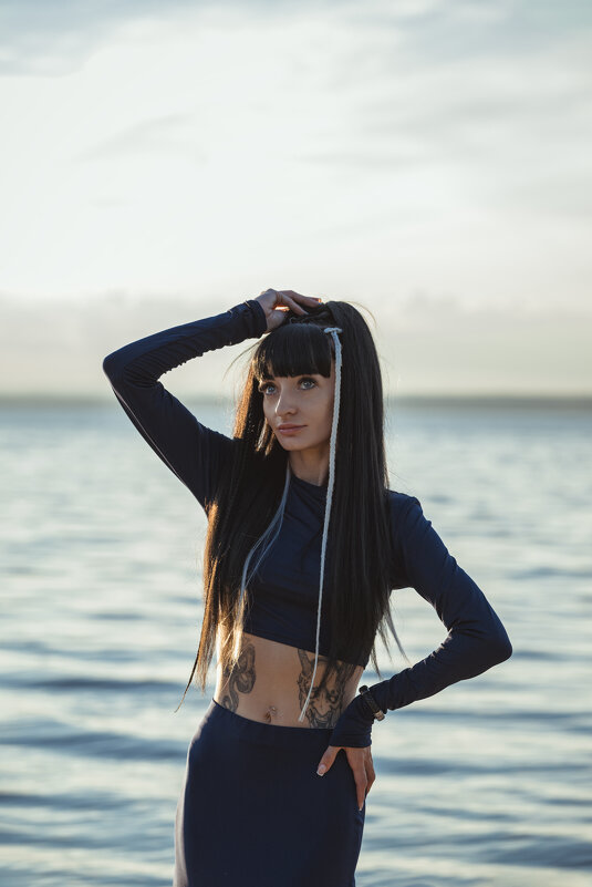 *** - Alexandr Khizhniak