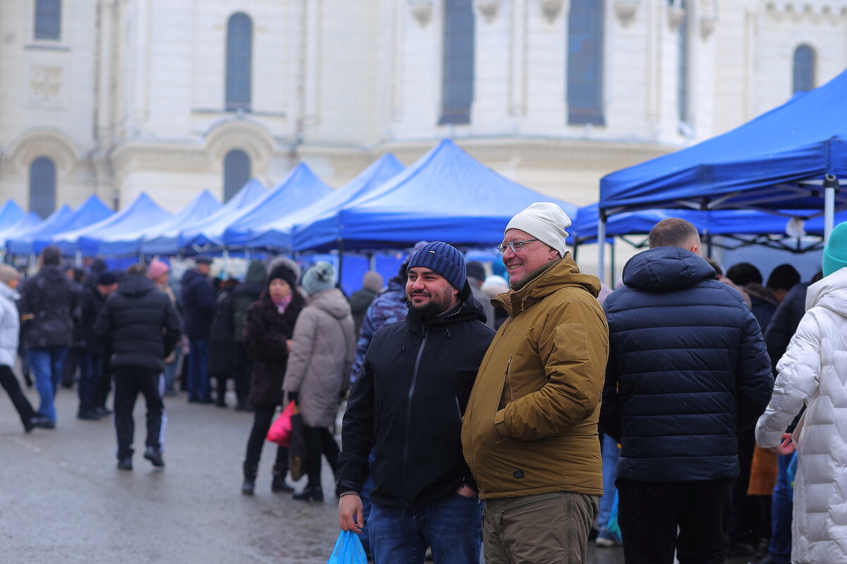 Смотрят... - Юрий Гайворонскiий