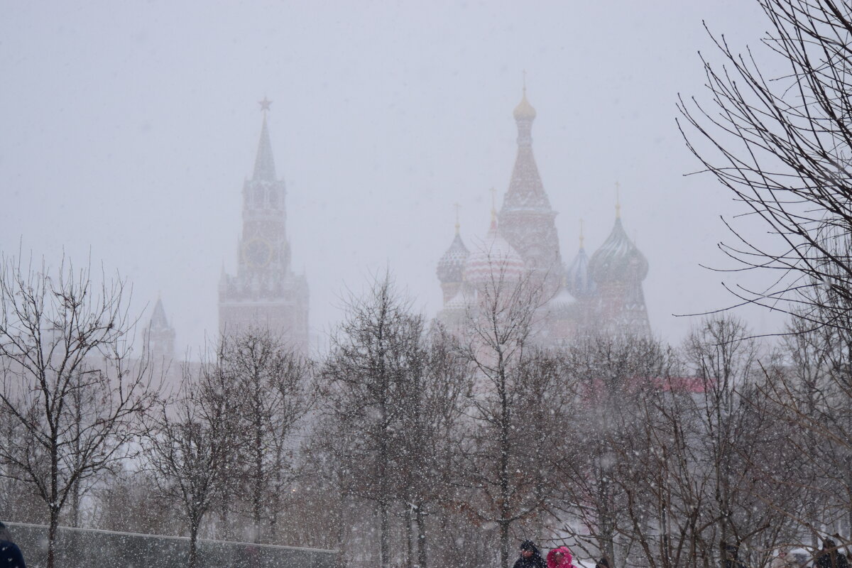 Метель в Москве. - Наталья Вязигина