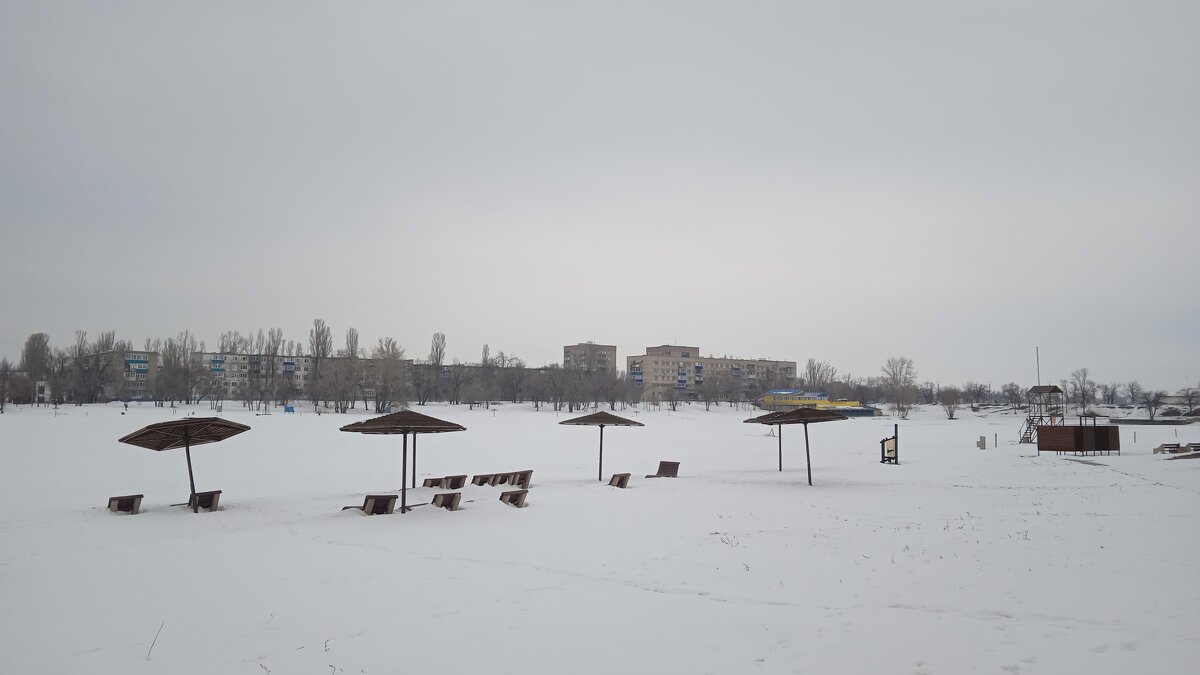 пляж в марте - Елена Шаламова