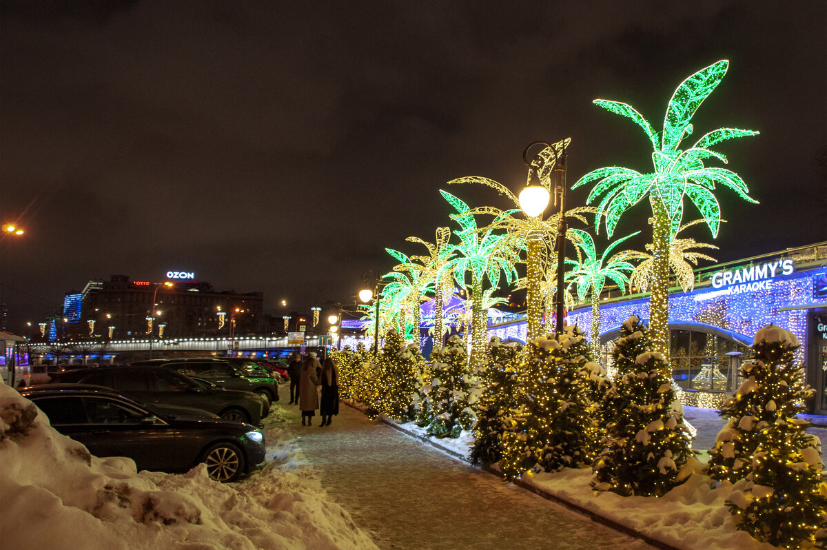 Новогодняя Москва вечером - Gen 