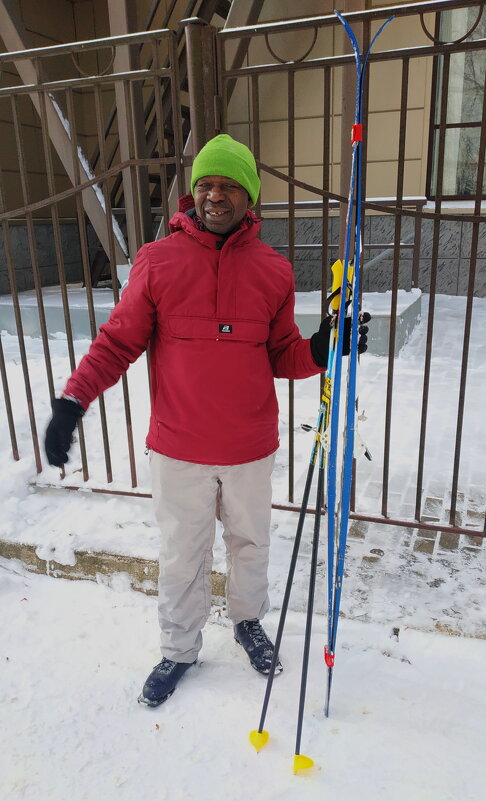 Наш человек (из недопоказанного вчера) - Андрей Лукьянов