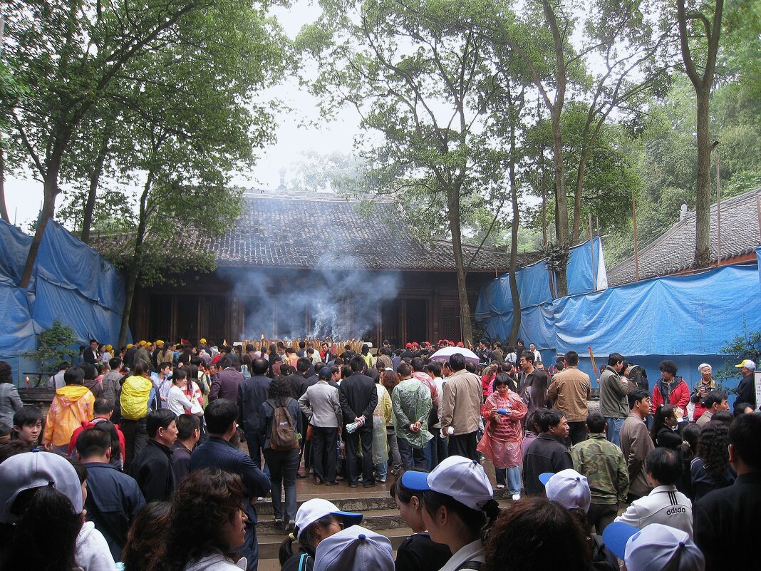 Весь мир в трауре! Огромная потеря для всех нас - одним Мадурой стало меньше... - unix (Илья Утропов)