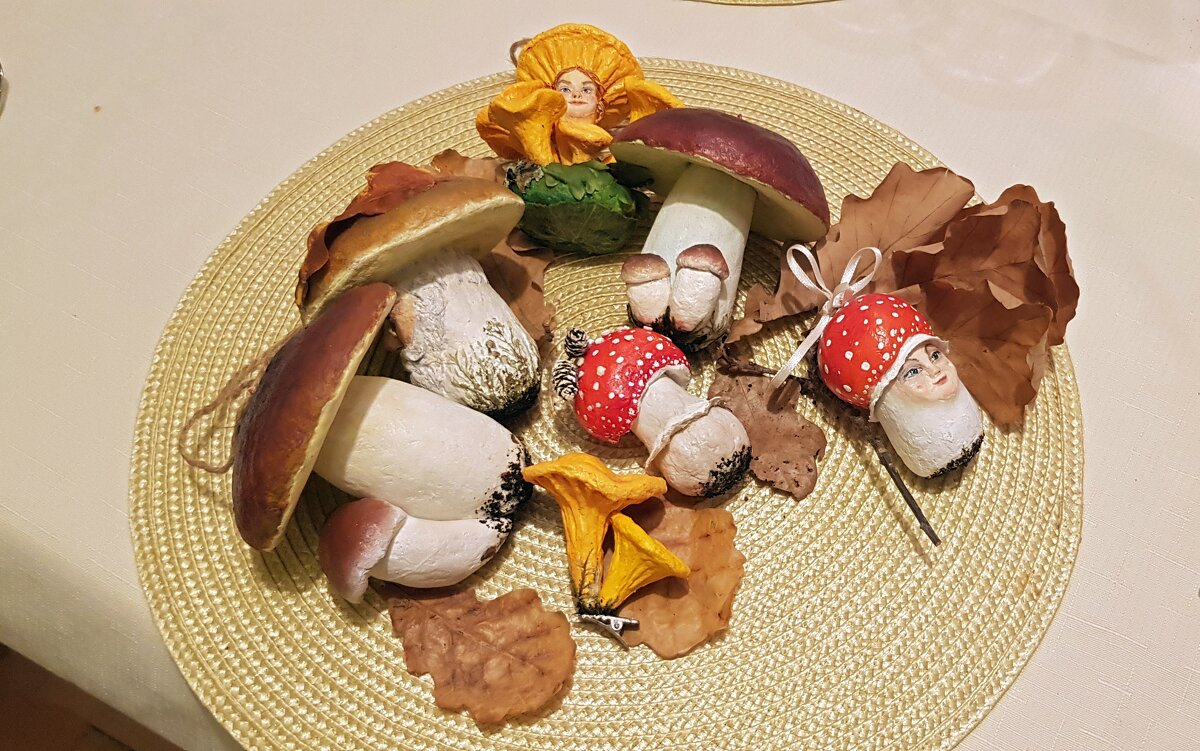 Грибы, как водится в Рязани,бывают иногда с глазами ! - Galina Solovova