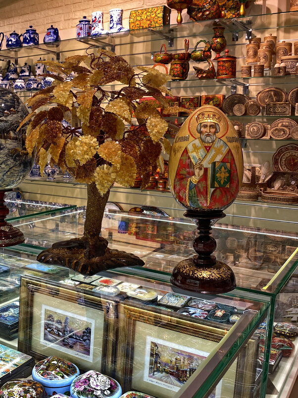 Выбирайте сувенир. - Людмила Гулина