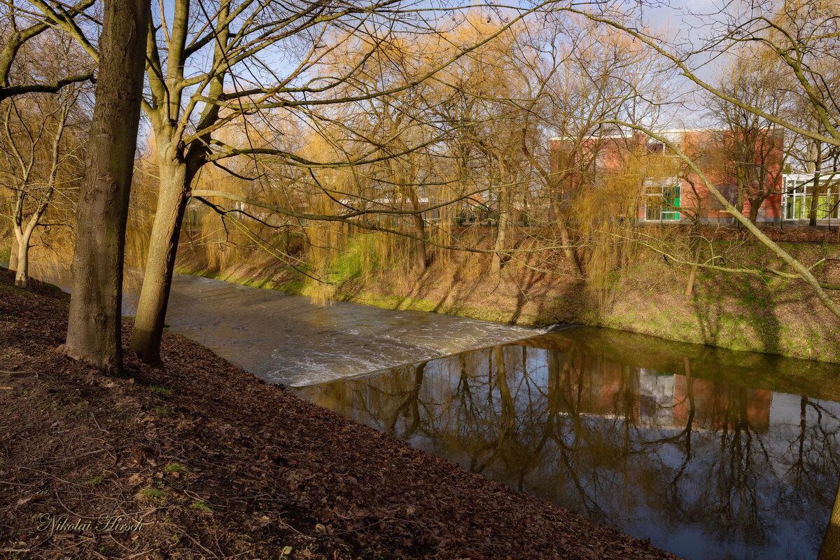 Вдоль речки... - Николай Гирш