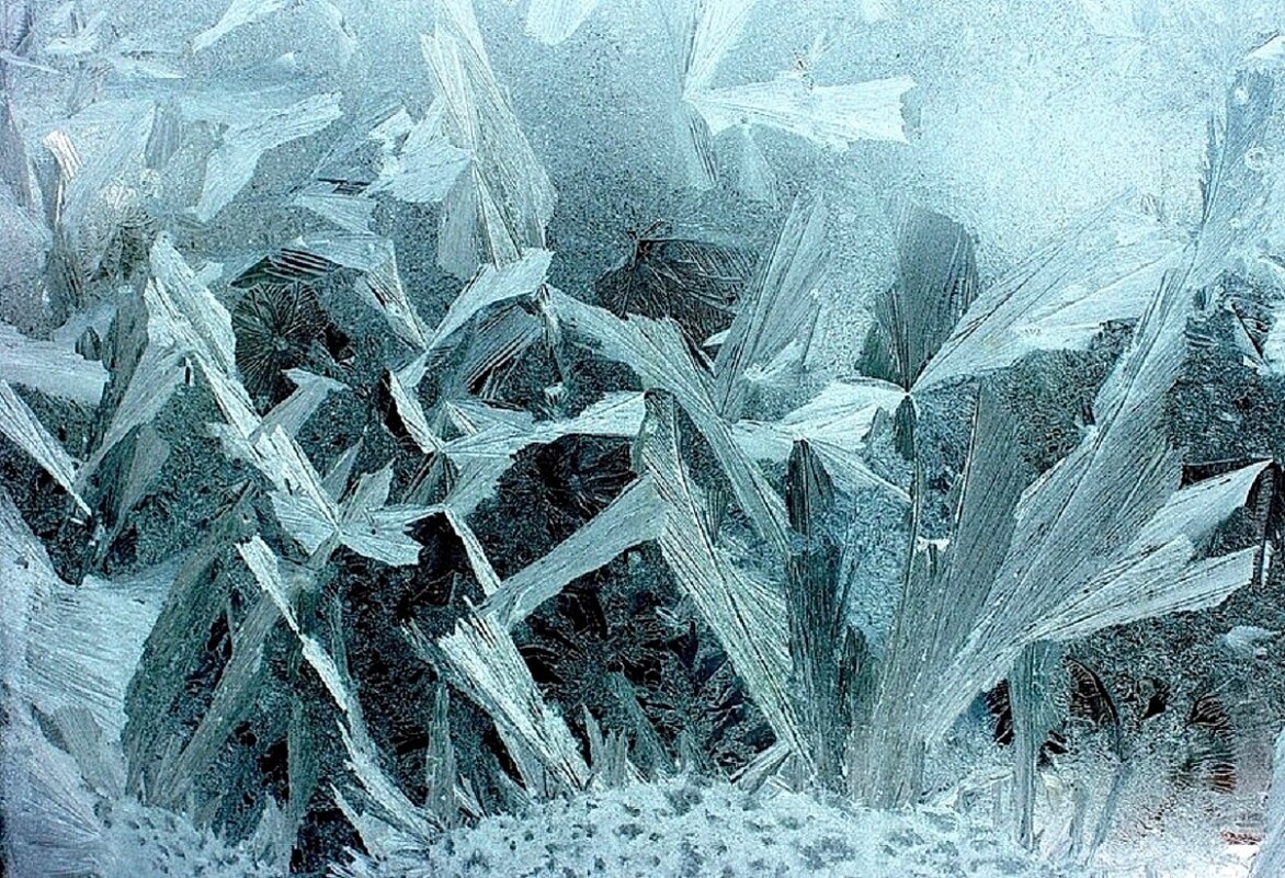 Мороз рисует на стекле - Галина Нестратова