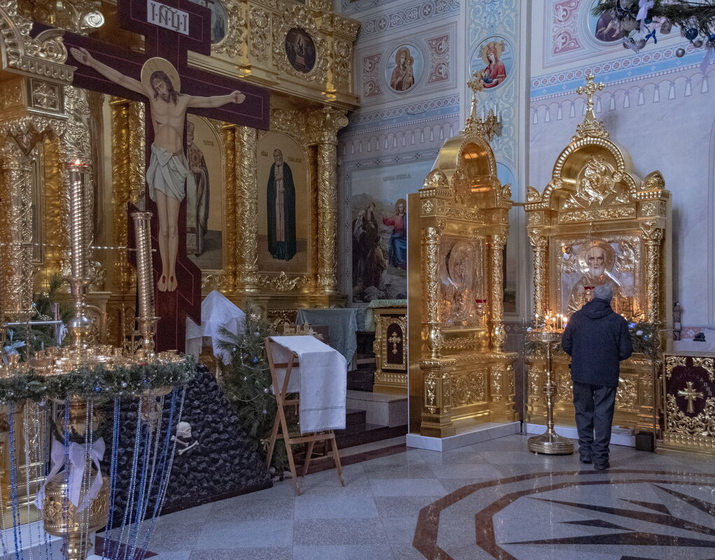 Молитва в Рождественском храме. - Надежда Парфенова 