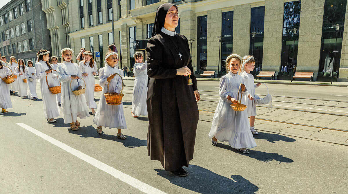 Крестный ход - SanSan 