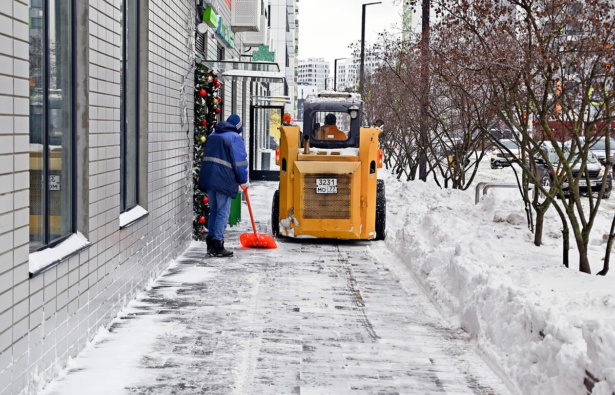 На тротуарах уже чисто - Валерий Иванович