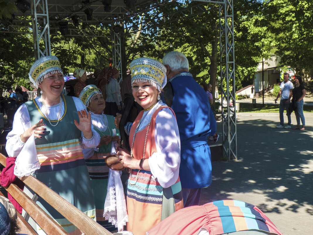 На  празднике Дня  России - Валентин Семчишин