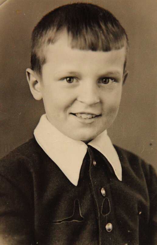 первоклассник - 1957г - Евгений Корьевщиков