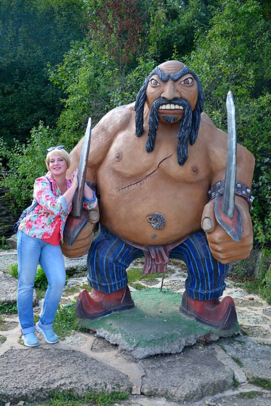 LV - Андрей Л. В.