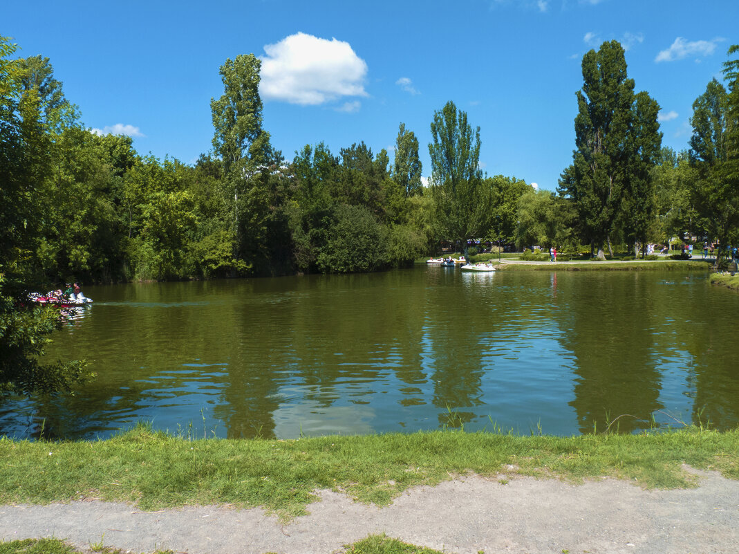 Пейзажи в парке Гагарина - Валентин Семчишин Пейзажи в парке Гагарина - Валентин Семчишин