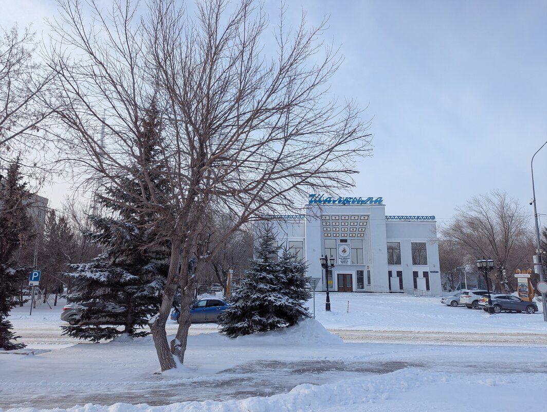 Январский день - Андрей Хлопонин Январский день - Андрей Хлопонин