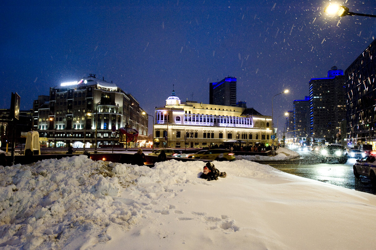 Московские сугробы - Виктор Берёзкин