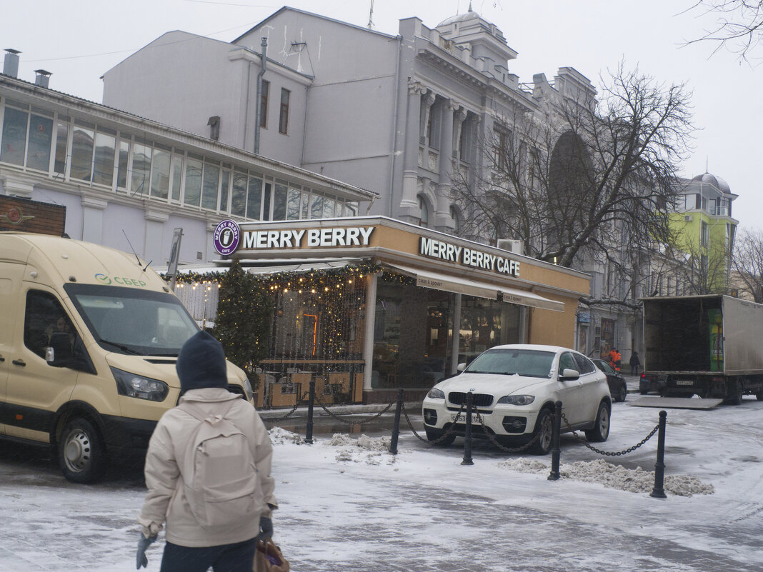 Улица  Горького в снегу - Валентин Семчишин